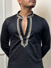 MAN'S VIRAL KURTA SET