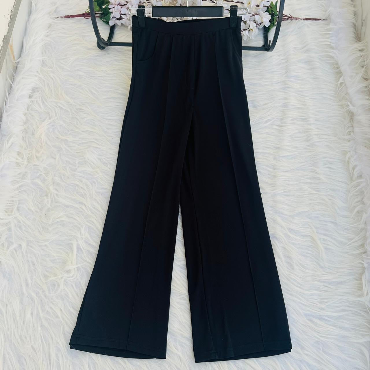 Black Wide Leg Trouser (with Pockets)