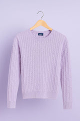 CREWNECK PULLOVER WITH A CABLE-KNIT PATTERN