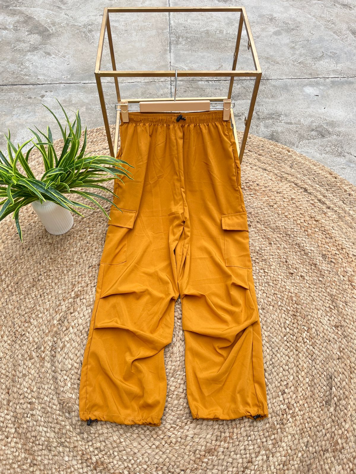 Parachute pants